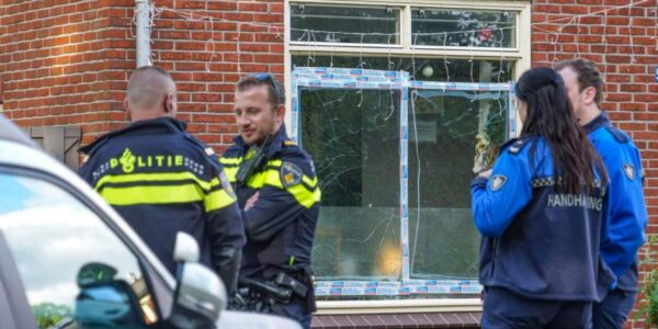Chaos in Stadskanaal: noodverordening en arrestaties na woede over kindermishandeling