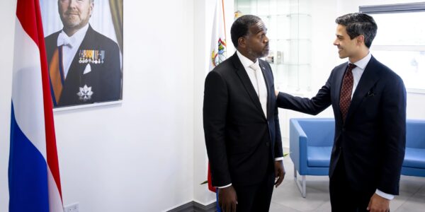 Jetten lance jaarlijkse koninkrijksconferentie met Aruba, Curaçao en Sint-Maarten
