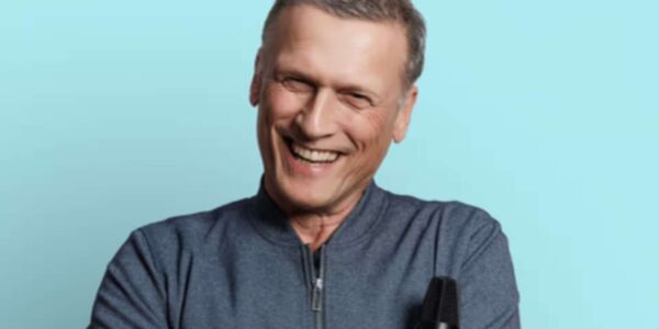 Nederlandse tv-wereld in rouw: presentator Bas Westerweel overleden op 62-jarige leeftijd