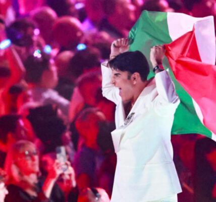 Eurovision 2026 infiamma la finale: occhi puntati su Sal Da Vinci, in gara per l’Italia