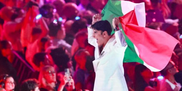 Eurovision 2026 infiamma la finale: occhi puntati su Sal Da Vinci, in gara per l’Italia