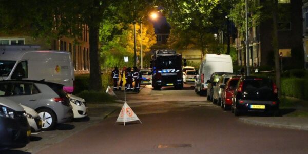 Paniek in Rivierenbuurt: brandweer grijpt in bij gevaarlijke gaslekkage