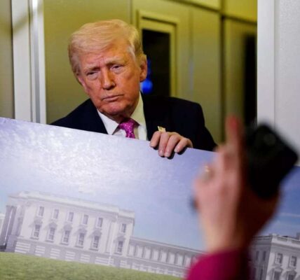 Tollé au Sénat : le projet de salle de bal de Trump stoppé après une polémique sur l’argent des contribuables