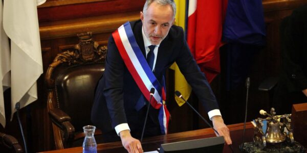 Semaine de 4,5 jours à Paris : Emmanuel Grégoire relance un débat qui divise déjà