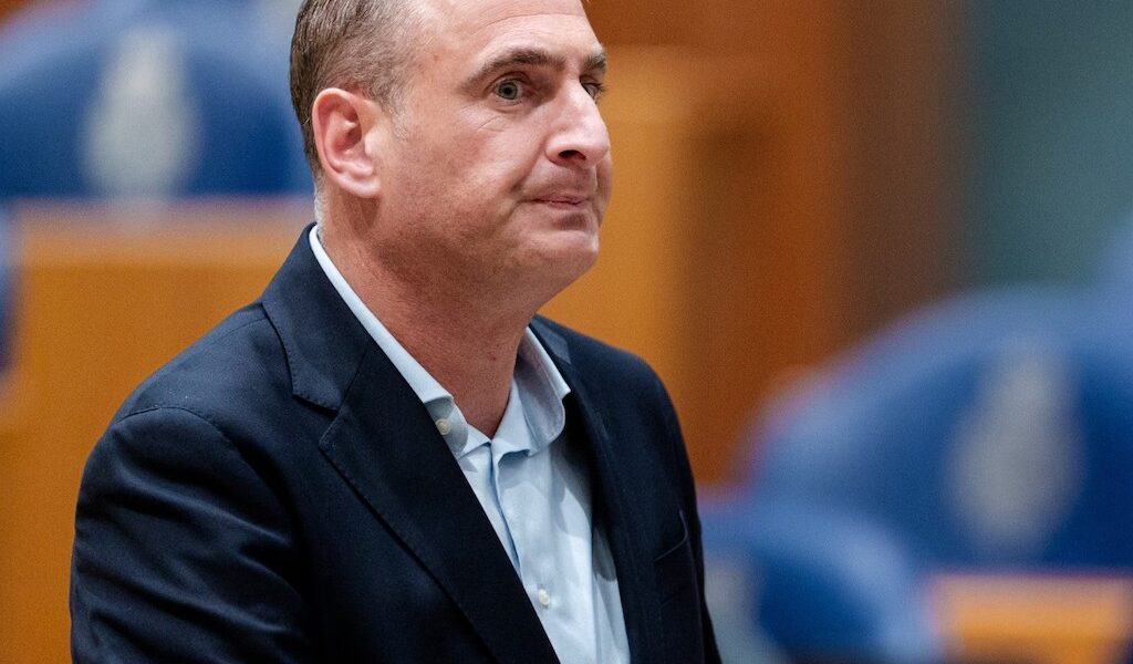 Politieke storm rond Markuszower: twintig aangiftes ingediend, uitspraken plots teruggetrokken