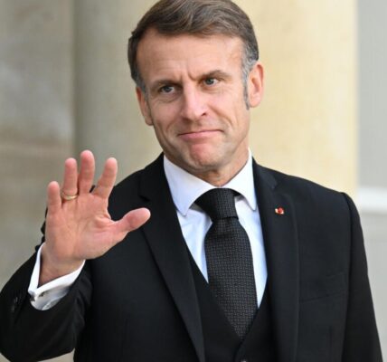 Macron injecte un milliard d’euros de plus pour propulser la France dans la course mondiale au quantique