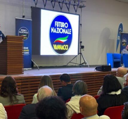 Vannacci scuote la Sardegna: tensioni e polemiche infiammano Futuro Nazionale