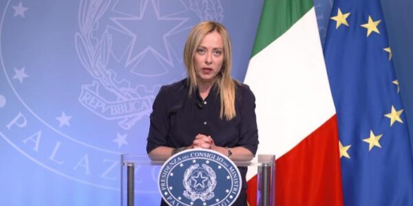 Scossa nel sistema delle cooperative italiane: la nuova mossa del governo accende le tensioni
