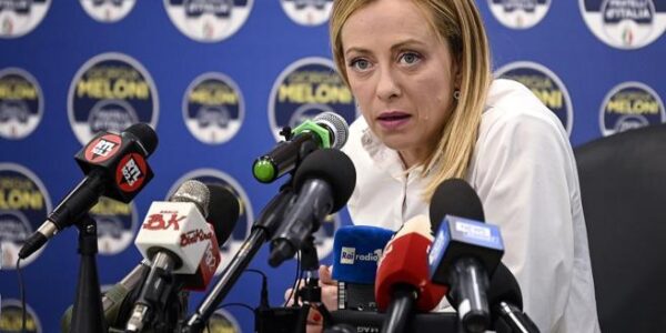 Elezioni comunali, colpo di scena per il centrodestra: il risultato sorprende perfino Meloni