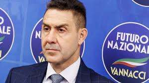 Élections locales : le “cas Vigevano” secoue l’Italie, la liste de Vannacci explose à 14 %