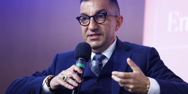 Polémique autour de Jean Messiha : plus de 40.000 euros d’une cagnotte au cœur des accusations