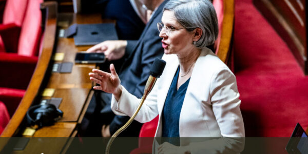 Présidentielle : Sandrine Rousseau ferme la porte à Raphaël Glucksmann dès le premier tour