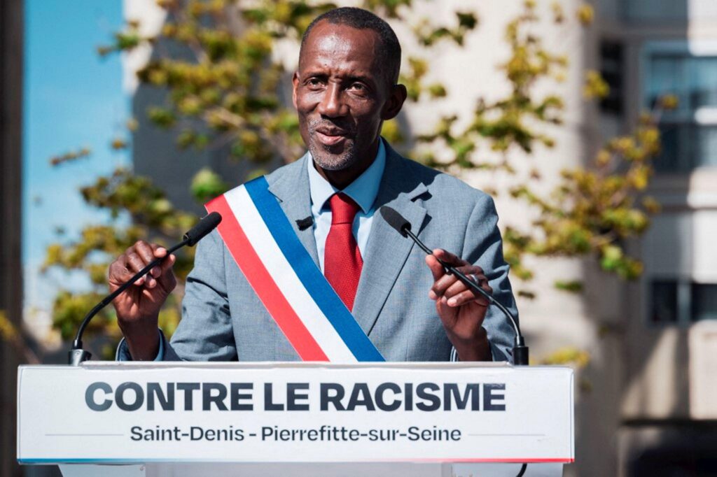 Portrait de Macron décroché à Saint-Denis : Bally Bagayoko brise le silence et parle d’un « faux débat »