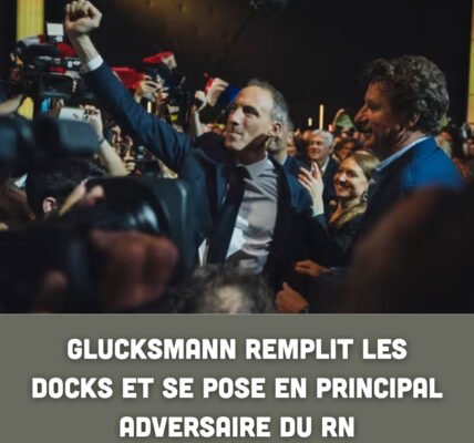 Glucksmann remplit les Docks et se pose en principal adversaire du RN