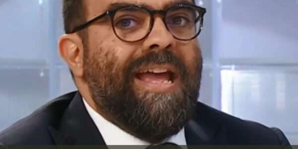 Grimaldi sfida la destra: “Un loro presidente al Quirinale? Non succederà”