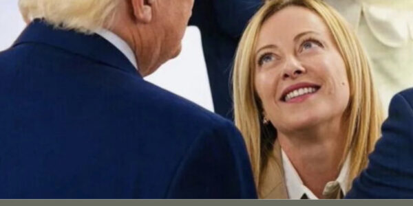 Nuovo scontro mediatico: Trump insulta Meloni, passato ogni limite "serve un ordine restrittivo"