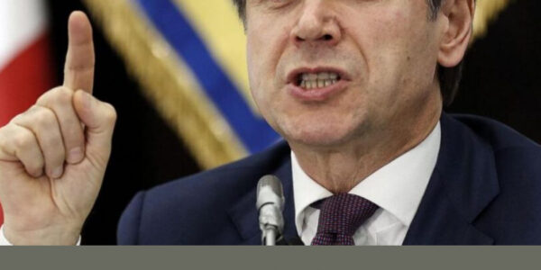 “Nemmeno un euro”: Conte rilancia lo scontro politico con un attacco a Meloni, Nato e Trump