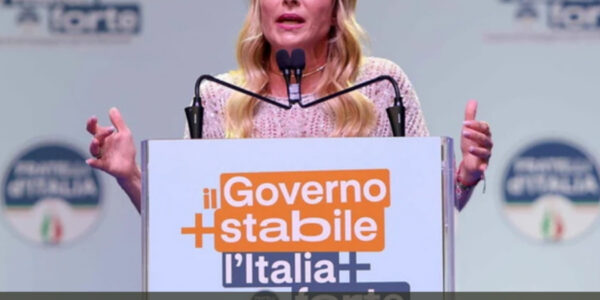 Giorgia Meloni, a Cernobbio il sondaggio che esalta la premier e boccia le opposizioni