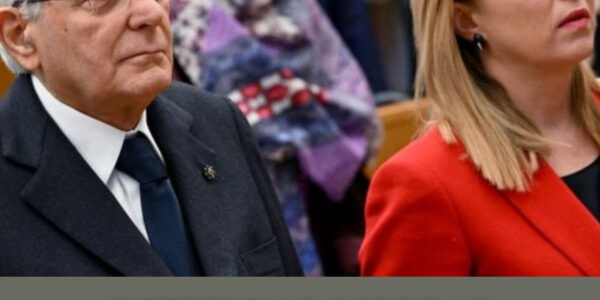 Mattarella boccia la proposta del governo: “La scuola non sia un ghetto”